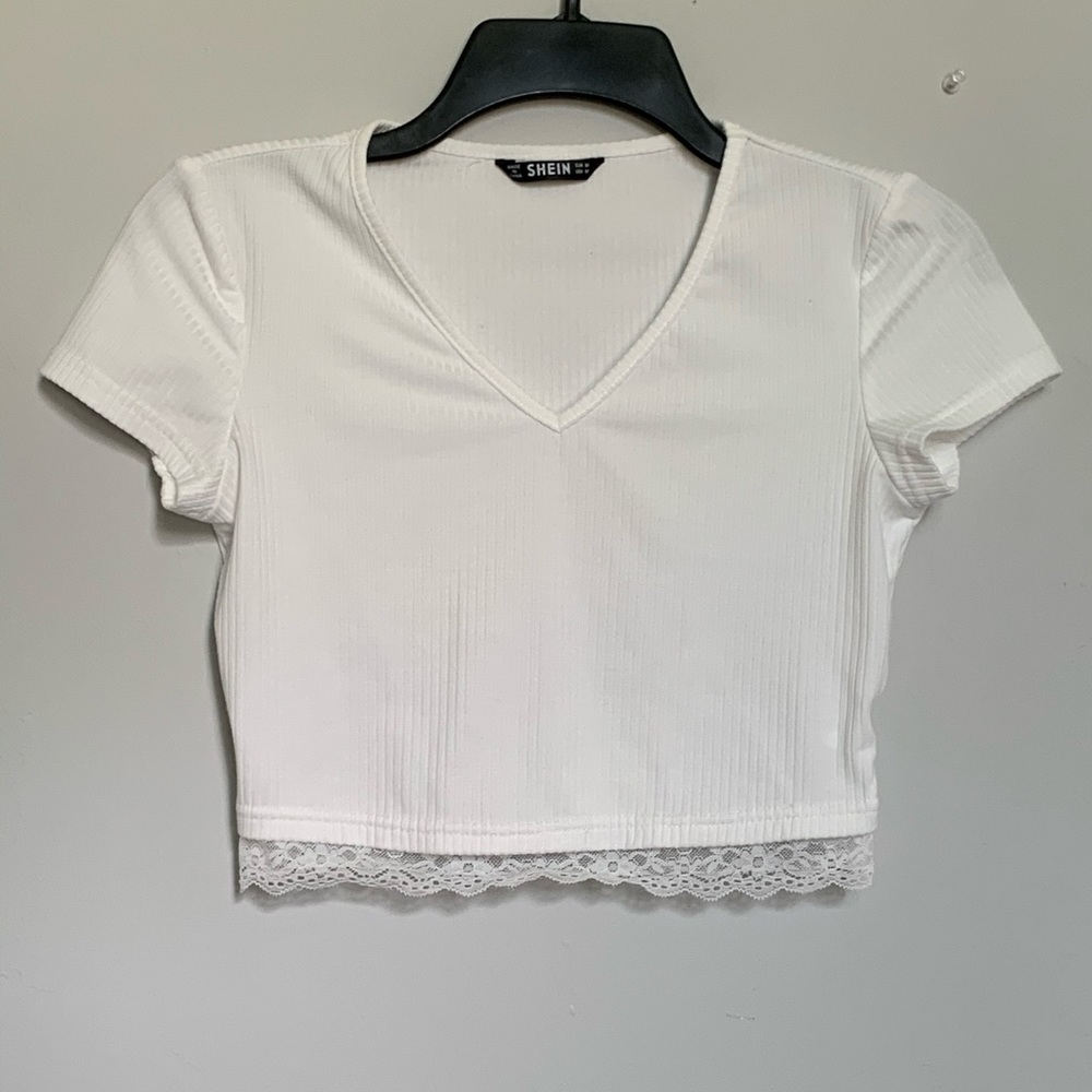 White lace trimmed crop top